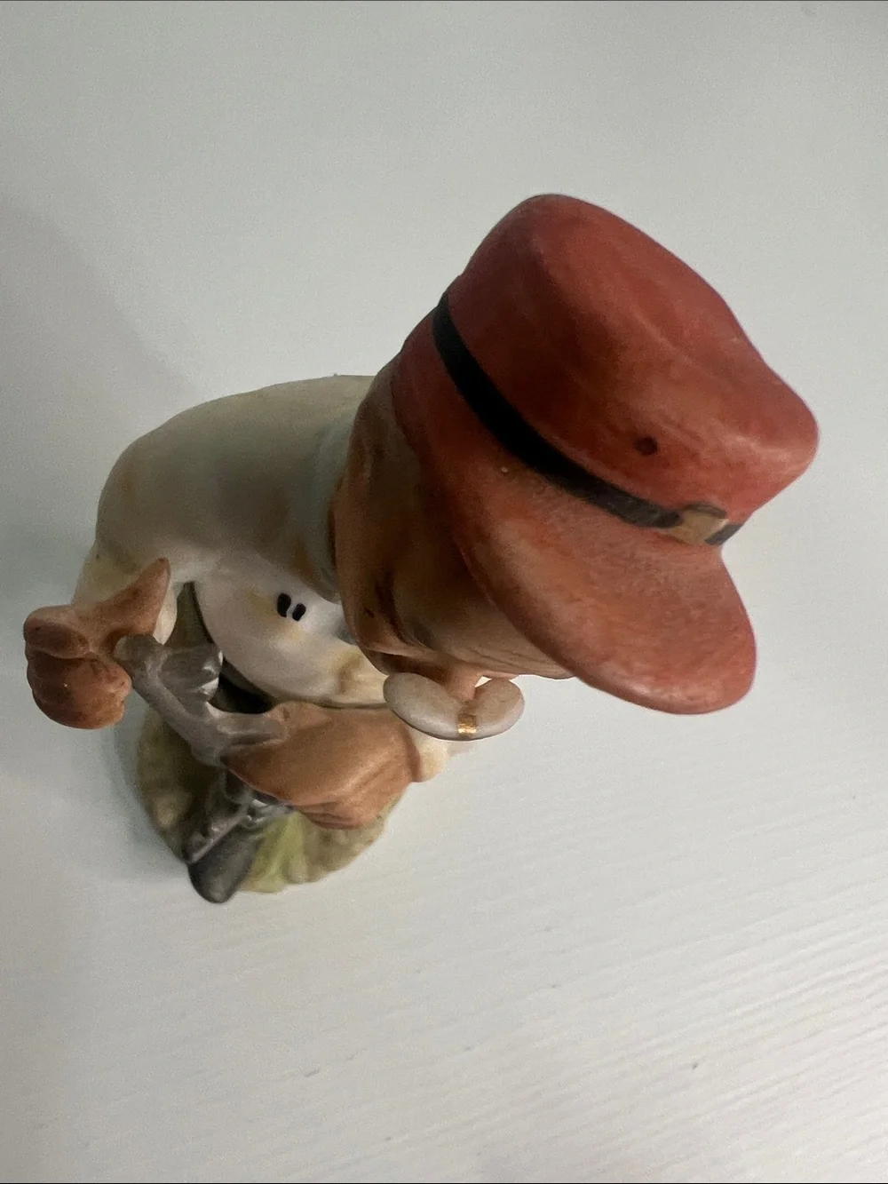Vintage Ceramic Male Figurine Holding Keys (Unbranded)